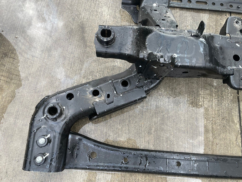 Load image into Gallery viewer, 2025-2026 HYUNDAI IONIQ 5 RWD FRONT ENGINE SUBFRAME CROSSMEMBER CRADLE # 112625
