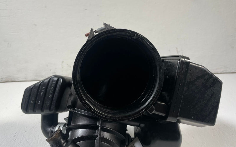 Load image into Gallery viewer, 2022 - 2026 ACURA MDX ENGINE AIR CLEANER INTAKE FLOW DUCT HOSE TUBE 3.5L #111923
