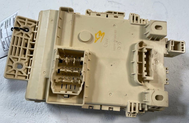 Load image into Gallery viewer, 2023-2025 HYUNDAI IONIQ 6 DASH DASHBOARD FUSE RELAY JUNCTION BOX BLOCK # 110495
