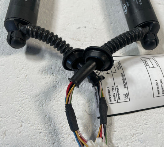 23-25 HYUNDAI IONIQ 6 REAR TRUNK LEFT & RIGHT POWER LIFT CYLINDER STRUT