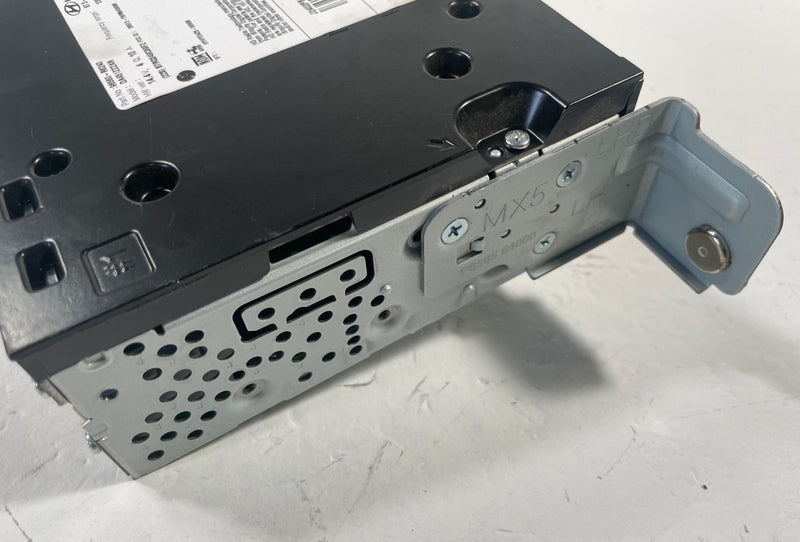 Load image into Gallery viewer, 2024-2025 HYUNDAI SANTA FE DASHBOARD RADIO AUDIO CONTROL MODULE UNIT # 113210
