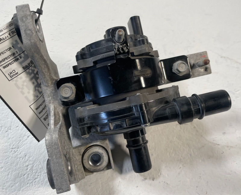 Load image into Gallery viewer, 2023 - 2025 HYUNDAI IONIQ 6 ELECTRIC COOLANT COOLING WATER PUMP # 110489
