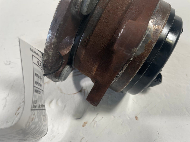 Load image into Gallery viewer, 21-26 HYUNDAI SANTA FE REAR LH OR RH SIDE SPINDLE KNUCKLE HUB ONLY 2.5L # 113195
