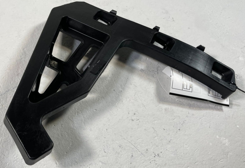 Load image into Gallery viewer, 2023-2025 KIA SPORTAGE REAR RIGHTSIDE BUMPER MOUNT SUPPORT BRACKET 2.5L # 109174
