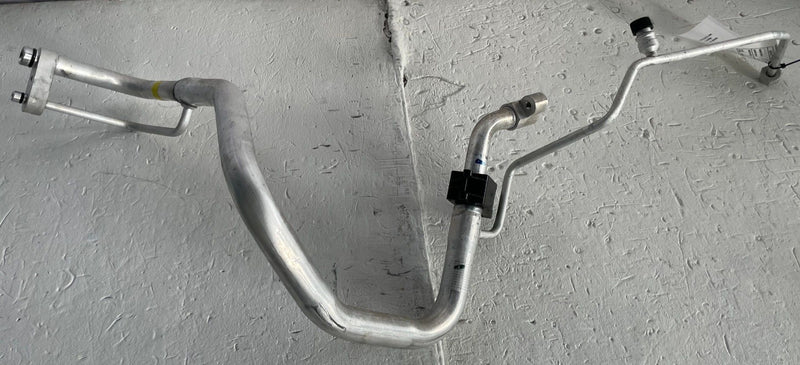 Load image into Gallery viewer, 2023 - 2026 HONDA HR-V AC HEAT EXCHANGE PIPE LINE HOSE TUBE 803313W0A01 # 112679
