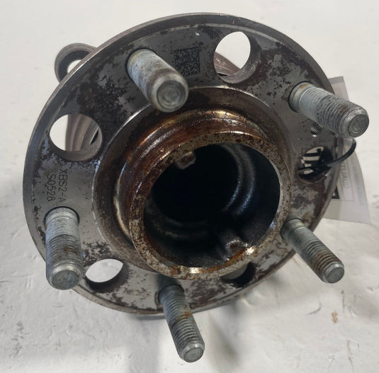 21-26 HYUNDAI SANTA FE REAR LH OR RH SIDE SPINDLE KNUCKLE HUB ONLY 2.5L