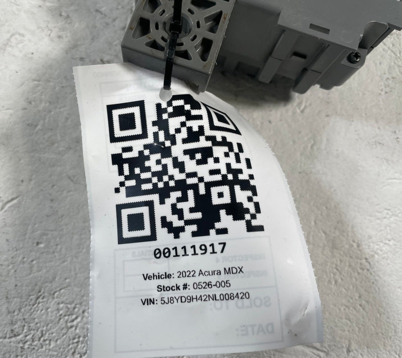 Load image into Gallery viewer, 2022 - 2024 ACURA MDX CABIN FUSE RELAY JUNCTION BLOCK BOX MODULE UNIT # 111917
