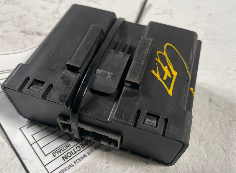 Load image into Gallery viewer, 22-24 ACURA MDX PARKING ASSIST SENSOR CONTROL MODULE UNIT 39670TYAA050M1 #111927
