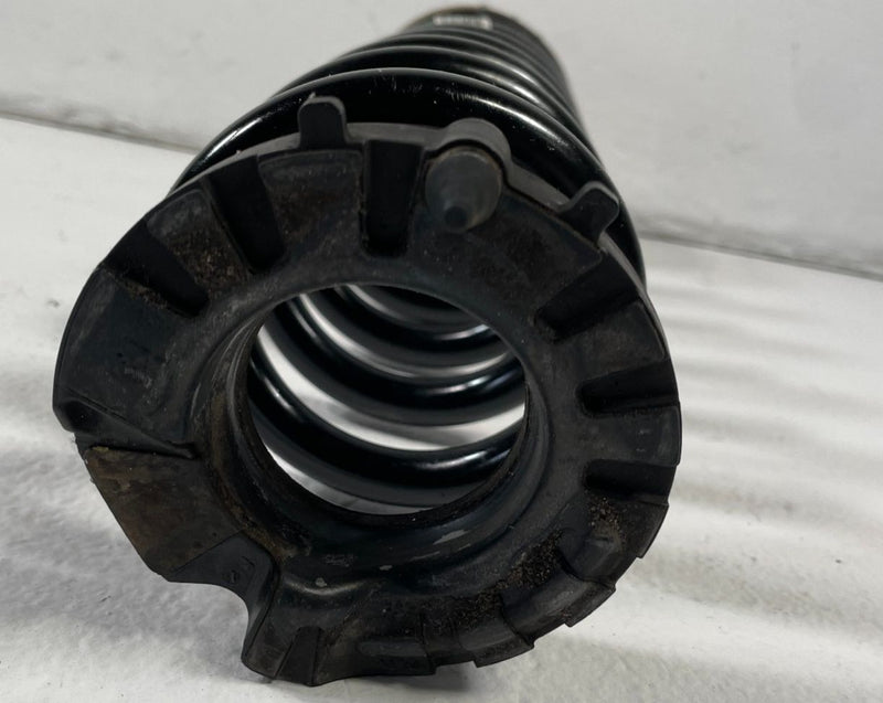 Load image into Gallery viewer, 2019-2022 BMW 330I G20 RWD REAR SUSPENSION RIGHT OR LEFT SIDE COIL SPRING 106319
