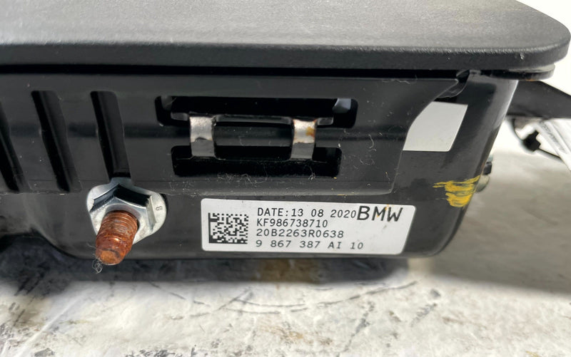 Load image into Gallery viewer, 2019-2025 BMW 330I xDrive G20 FRONT RIGHT SIDE DASH KNEE AIRBAG AIR BAG # 110294
