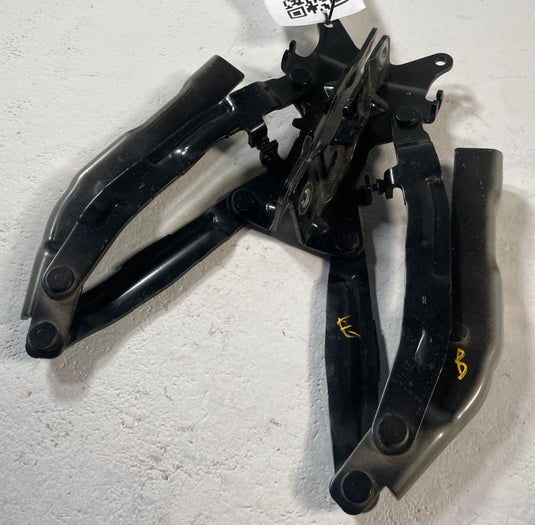 2023-2025 HYUNDAI IONIQ 6 LEFT & RIGHT SIDE TRUNK DECK LID HINGE SUPPORT