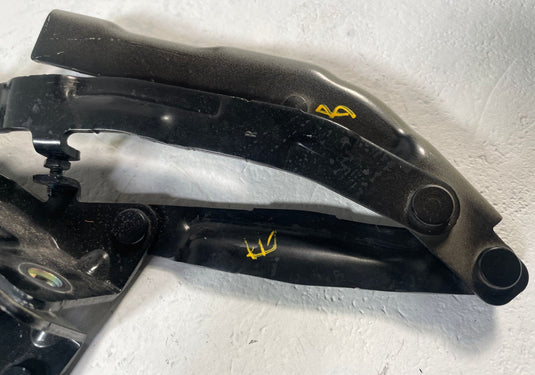 2023-2025 HYUNDAI IONIQ 6 LEFT & RIGHT SIDE TRUNK DECK LID HINGE SUPPORT