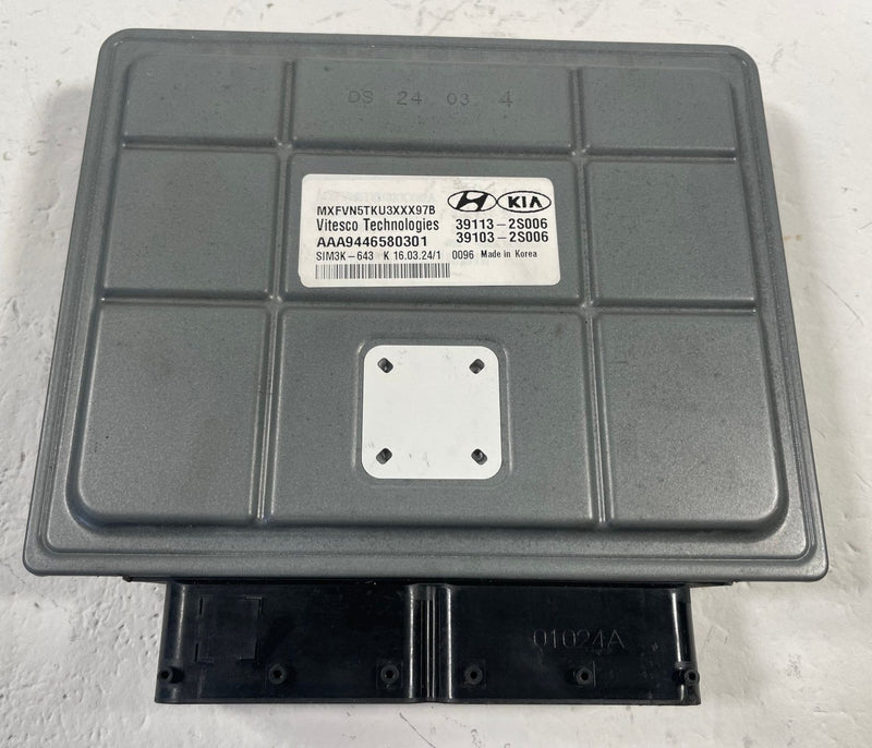 Load image into Gallery viewer, 24-25 SANTA FE FWD ENGINE &amp; BODY CONTROL MODULE ECM BCM W/ KEY FOB 2.5L # 113206
