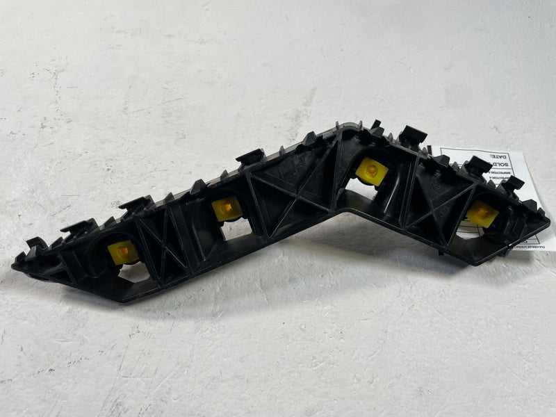 Load image into Gallery viewer, 2024-2026 HYUNDAI SANTA FE REAR LEFT SIDE BUMPER UPPER SUPPORT BRACKET # 109371
