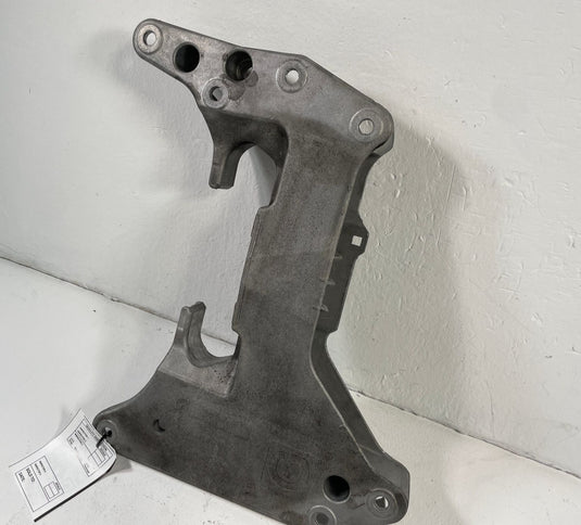 2019-2025 BMW G20 330i 740i AUTOMATIC TRANSMISSION MOUNT SUPPORT BRACKET