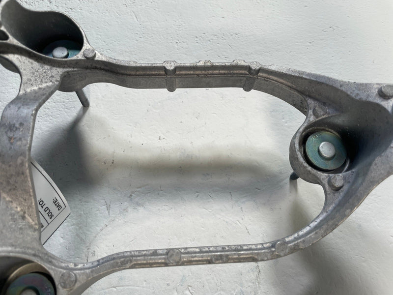Load image into Gallery viewer, 2023 - 2025 HYUNDAI IONIQ 6 RWD AC AIR CONDITIONER COMPRESSOR MOUNT # 110521
