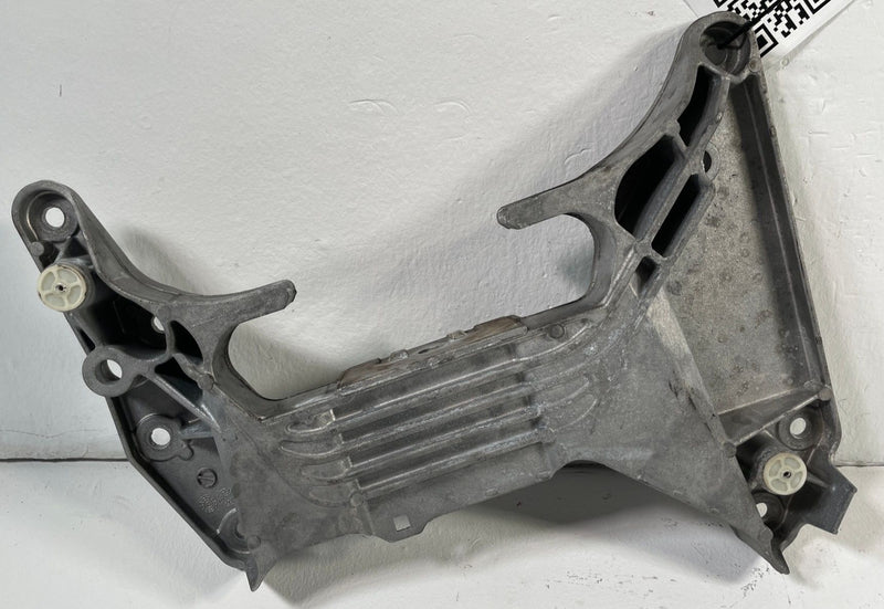 Load image into Gallery viewer, 2019-2025 BMW G20 330i 740i AUTOMATIC TRANSMISSION MOUNT SUPPORT BRACKET #106331
