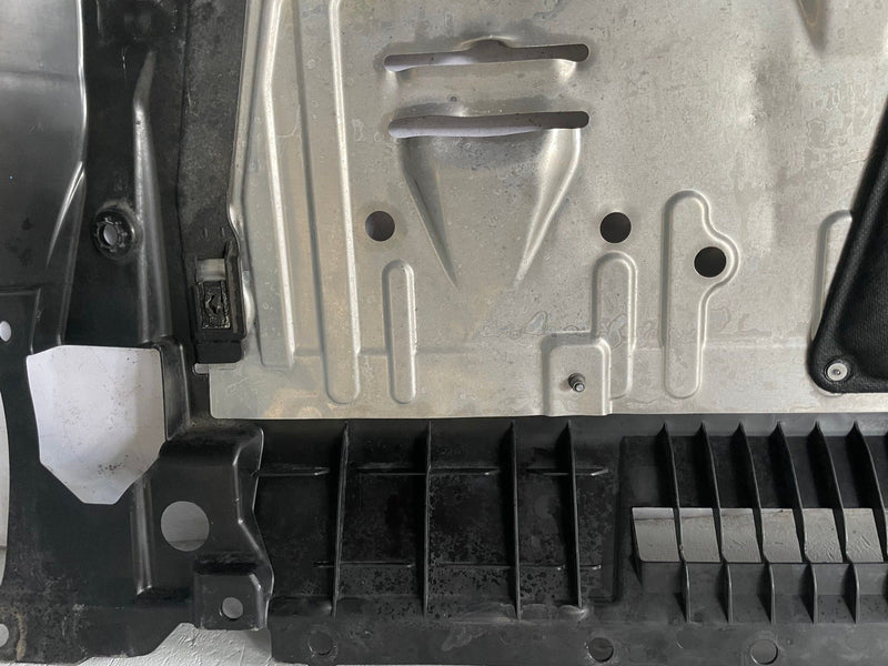 Load image into Gallery viewer, 2023 - 2026 HONDA HR-V UNDER ENGINE LOWER SPLASH SHIELD COVER MUD GUARD # 112686
