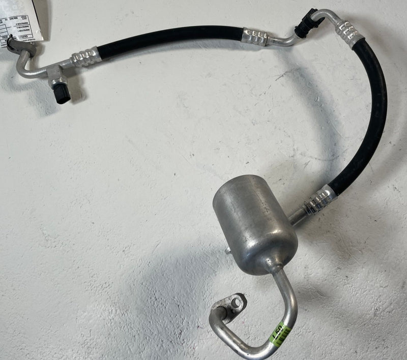 Load image into Gallery viewer, 2023-25 HYUNDAI IONIQ 6 A/C AIR CONDITIONING DISCHARGE HOSE TUBE PIPE # 110501
