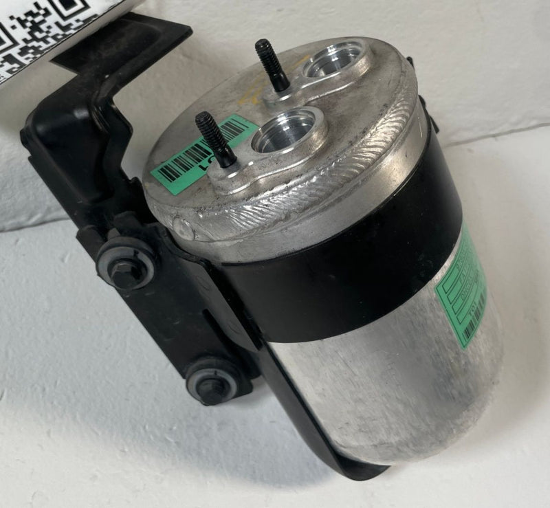 Load image into Gallery viewer, 2023 - 2025 HYUNDAI IONIQ 6 A/C AIR CONDITIONING ACCUMULATOR DRIER # 110517
