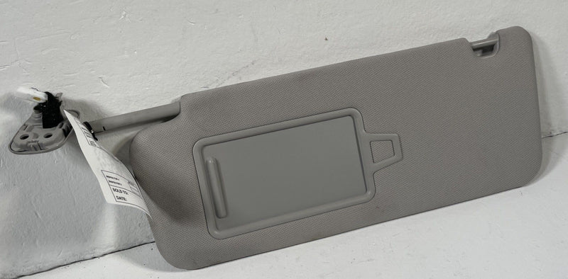 Load image into Gallery viewer, 2020-2023 HYUNDAI PALISADE FRONT LEFT DRIVER SIDE SUNVISOR SUN VISOR GRAY 107725
