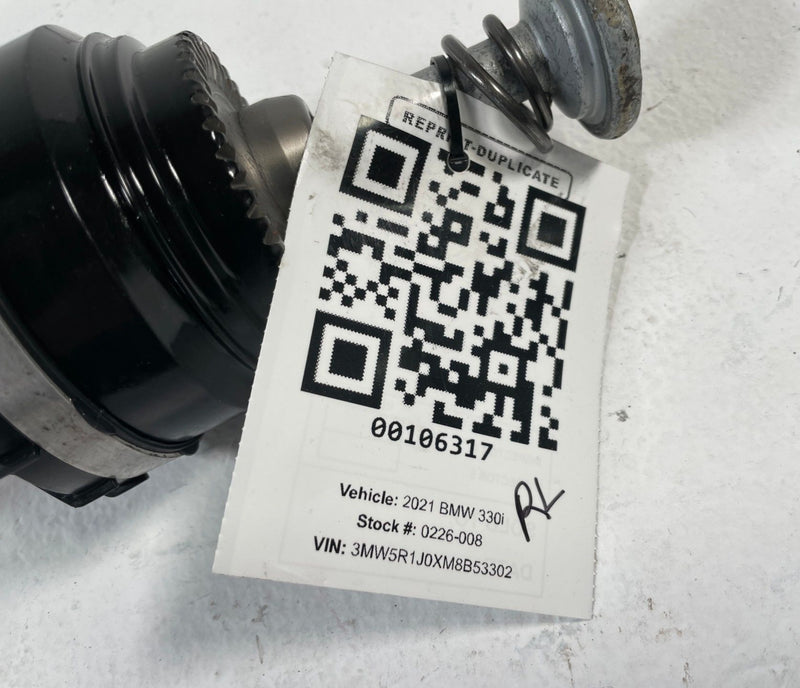 Load image into Gallery viewer, 2019-2023 BMW 330i 330e G20 SEDAN REAR LEFT DRIVER AXLE SHAFT HALFSHAFT # 106317
