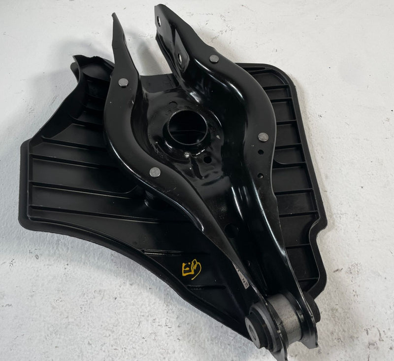 Load image into Gallery viewer, BMW 330i 330e REAR RIGHT PASSENGER SIDE LOWER CONTROL ARM SPRING PERCH # 106376
