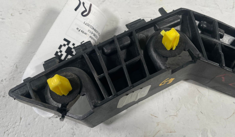 Load image into Gallery viewer, 2024 - 2026 HYUNDAI SANTA FE REAR LEFT SIDE BUMPER UPPER SUPPORT BRACKET #113187
