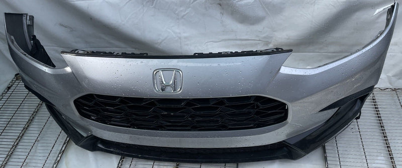 Load image into Gallery viewer, HONDA HRV HR-V FRONT BUMPER COVER ASSEMBLY SILVER (NH830MX) 2023-2026 # 112719
