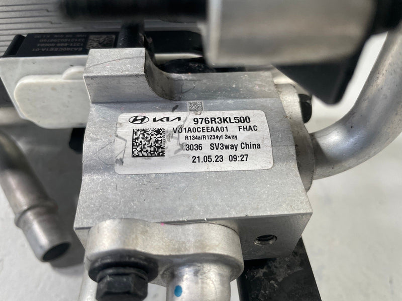 Load image into Gallery viewer, 2023-2025 HYUNDAI IONIQ 6 HVAC A/C AIR CONDITIONER CONDENSER 976W6KL500 #110499
