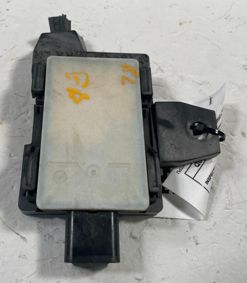 Load image into Gallery viewer, 2024-2026 HYUNDAI SANTA FE REAR LEFT DRIVER SIDE BLIND SPOT RADAR SENSOR #113185
