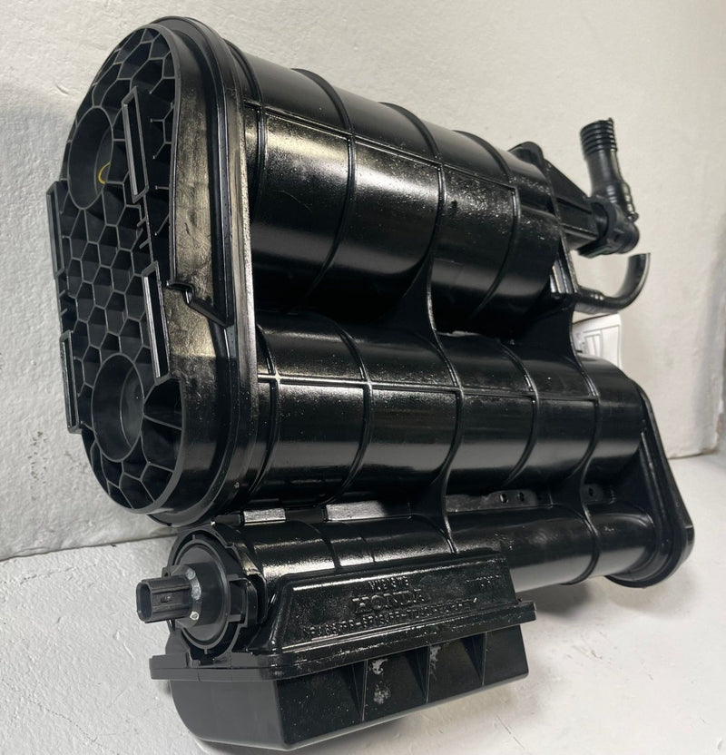 Load image into Gallery viewer, 2022 - 2026 ACURA MDX FUEL GAS VAPOR EVAPORATOR CHARCOAL CANISTER # 111951
