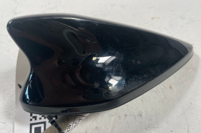Load image into Gallery viewer, 2024 - 2026 HYUNDAI SANTA FE EXTERIOR SHARK ROOF FIN RADIO ANTENA BLACK # 113208
