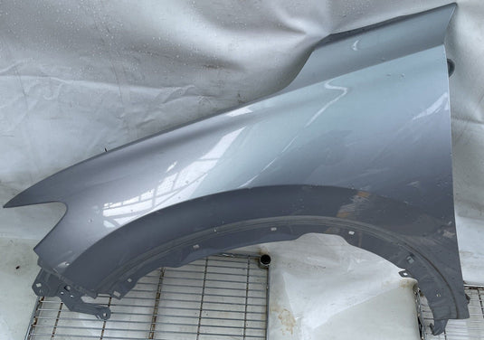 HONDA HRV HR-V SEDAN LEFT SIDE FENDER ASSEMBLY SILVER (NH830MX) 23-26