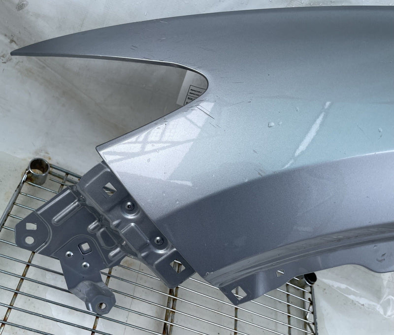 Load image into Gallery viewer, HONDA HRV HR-V SEDAN LEFT SIDE FENDER ASSEMBLY SILVER (NH830MX) 23-26 # 112704
