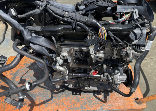 HYUNDAI SANTA FE FWD 2.5L ENGINE MOTOR ASSEMBLY AUTO 82K MILES 2021-2023