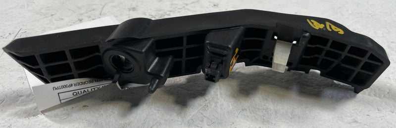 Load image into Gallery viewer, 23-25 KIA SPORTAGE FRONT LEFT DRIVER BUMPER OUTER SUPPORT BRACKET 2.5L # 109160

