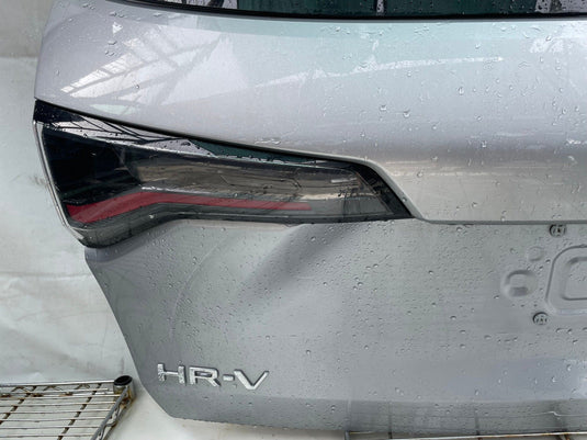 HONDA HR-V REAR TRUNK LID TAILGATE W/TAILLIGHTS SILVER (NH830MX) 23-26