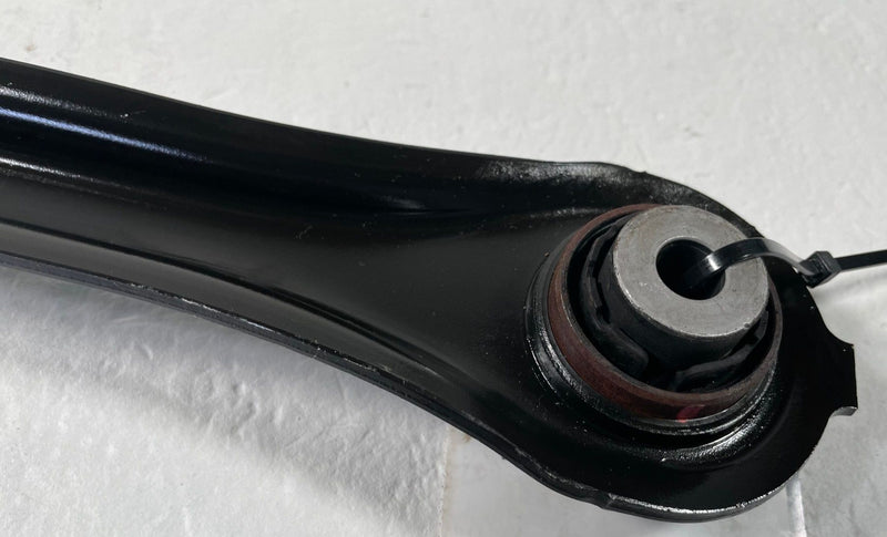 Load image into Gallery viewer, 17-25 HONDA HR-V CR-V CIVIC REAR LEFT OR RIGHT SIDE LOWER CONTROL ARM # 108060
