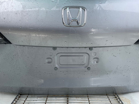 HONDA HR-V REAR TRUNK LID TAILGATE W/TAILLIGHTS SILVER (NH830MX) 23-26