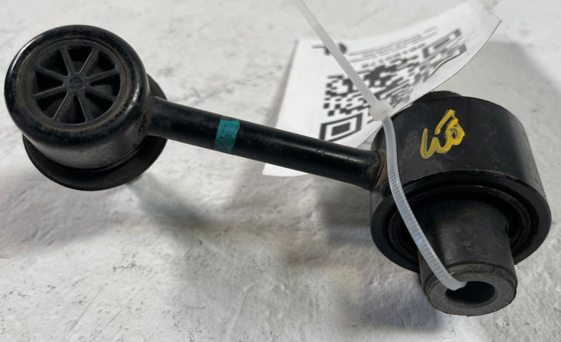 Load image into Gallery viewer, 21-26 KIA K5 SPORTAGE REAR LEFT STABILIZER SWAY ANTI ROLL BAR END LINK # 109170
