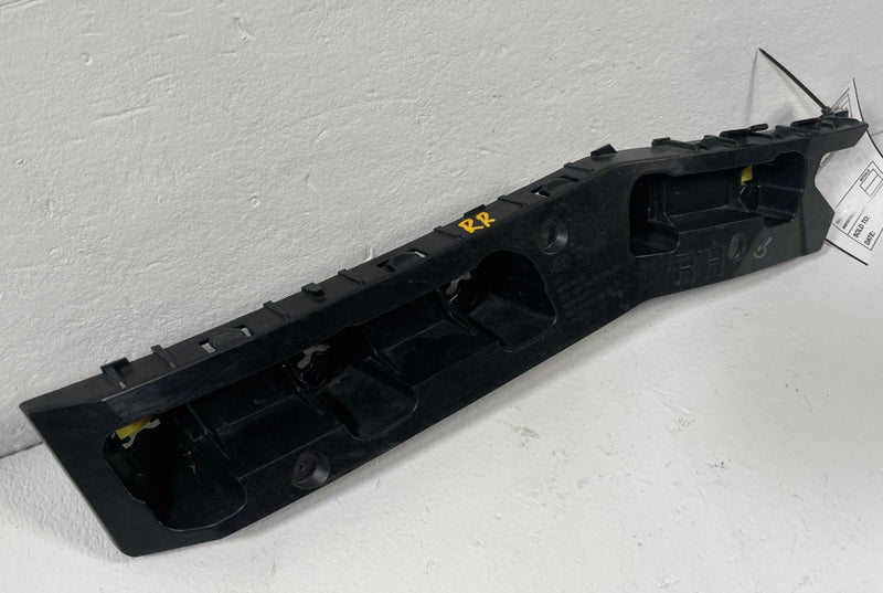 Load image into Gallery viewer, 2023-2025 HYUNDAI IONIQ 6 REAR RIGHT SIDE BUMPER MOUNT SUPPORT BRACKET # 110497
