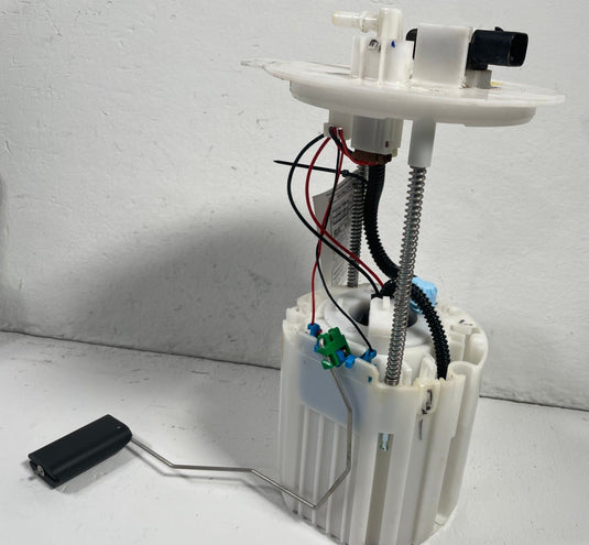 22-26 HYUNDAI SANTA FE FUEL GAS PUMP SENDING UNIT ASSY 2.5L 31110R5500