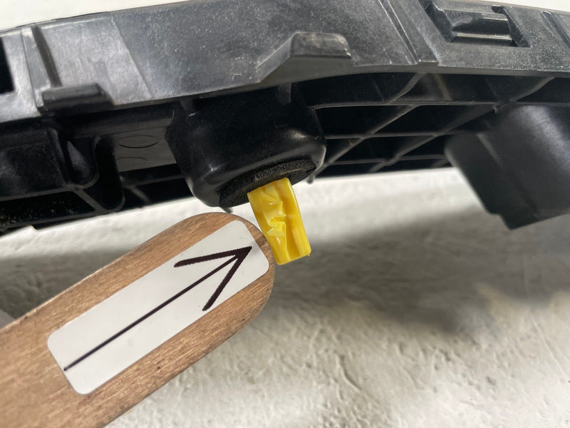 Load image into Gallery viewer, 2023-2025 HYUNDAI IONIQ 6 REAR RIGHT SIDE BUMPER MOUNT SUPPORT BRACKET # 110497
