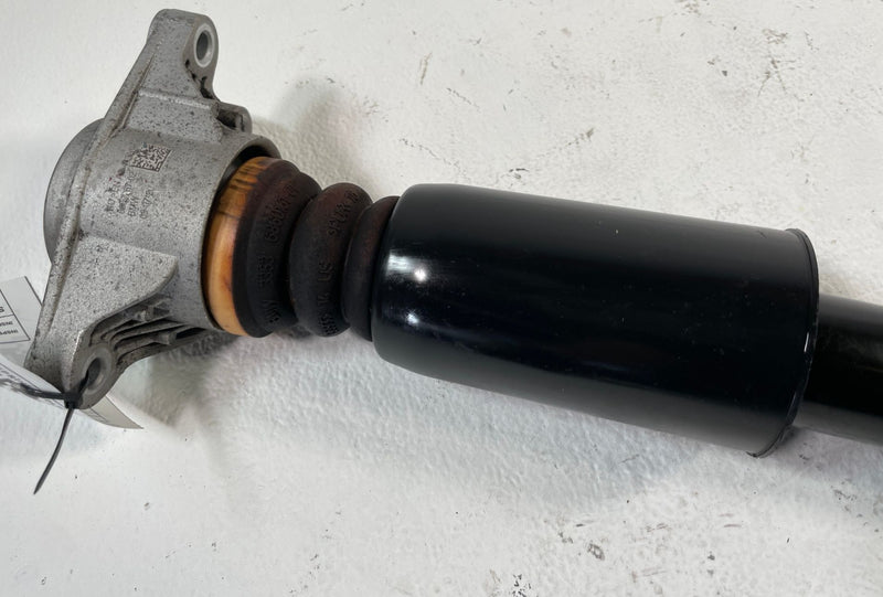 Load image into Gallery viewer, 19-25 BMW 330i REAR LEFT OR RIGHT SUSPENSION SHOCK STRUT ABSORBER 2.0L # 106325
