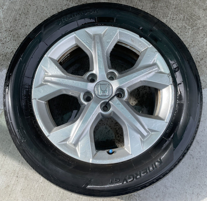 Load image into Gallery viewer, HONDA HR-V LX 17x6-1/2 5 SPOKE ALLOY WHEEL RIM W/ TIRE (ONLY#1) 23-25 # 112711
