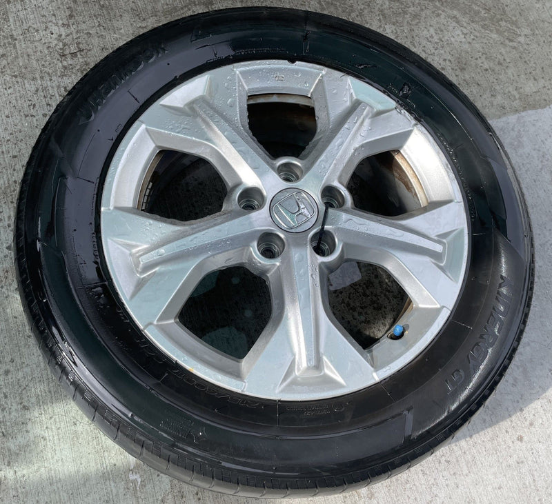 Load image into Gallery viewer, HONDA HR-V LX 17x6-1/2 5 SPOKE ALLOY WHEEL RIM W/ TIRE (ONLY#1) 23-25 # 112711
