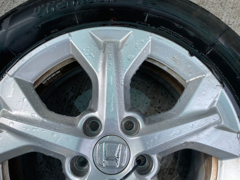Load image into Gallery viewer, HONDA HR-V LX 17x6-1/2 5 SPOKE ALLOY WHEEL RIM W/ TIRE (ONLY#1) 23-25 # 112711
