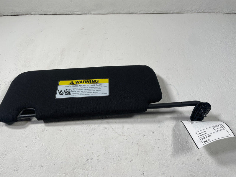Load image into Gallery viewer, 2023-2025 HYUNDAI IONIQ 6 FRONT RIGHT SIDE SUN VISOR SUNVISOR BLACK # 110483
