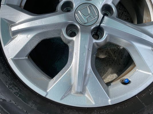 HONDA HR-V LX 17x6-1/2 5 SPOKE ALLOY WHEEL RIM W/ TIRE (ONLY#1) 23-25 # 112710